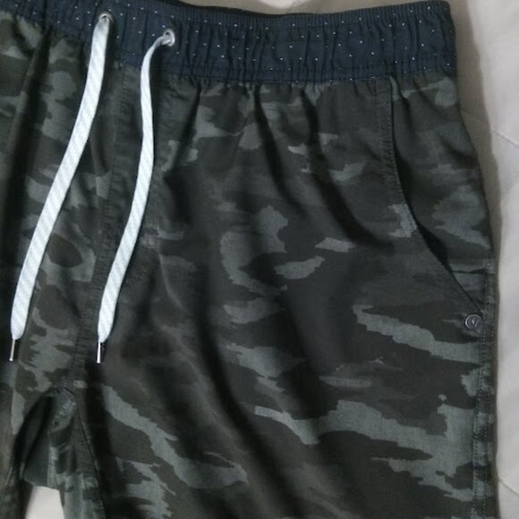 VUORI | Mens Kore Green Camo Performance Shorts Lined 7.5" Inseam Stretch 34 - Picture 4 of 11